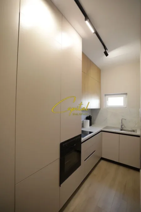 Tirane, jepet me qera apartament 2+1 Kati 3, 80 m² 680 € (KODRA E PRIFTIT)