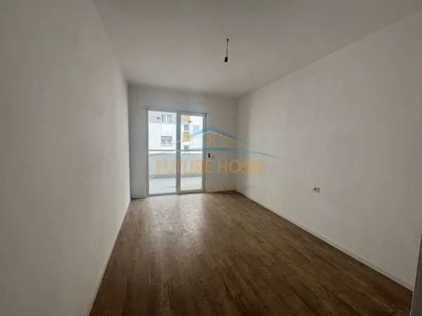 Tirane, shitet apartament 1+1 Kati 4, 82 m² 135.000 € (RRUGA DRITAN HOXHA , E-88)