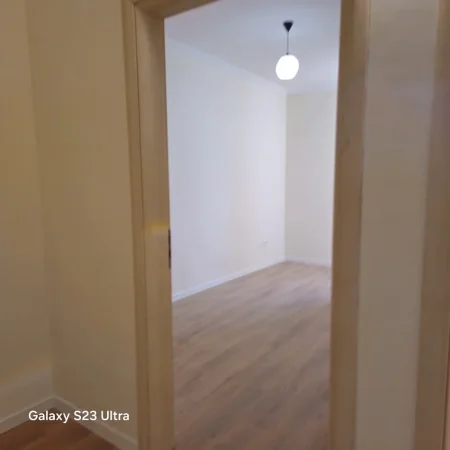 Tirane, shitet apartament 1+1 Kati 7, 52 m² 70.000 € 