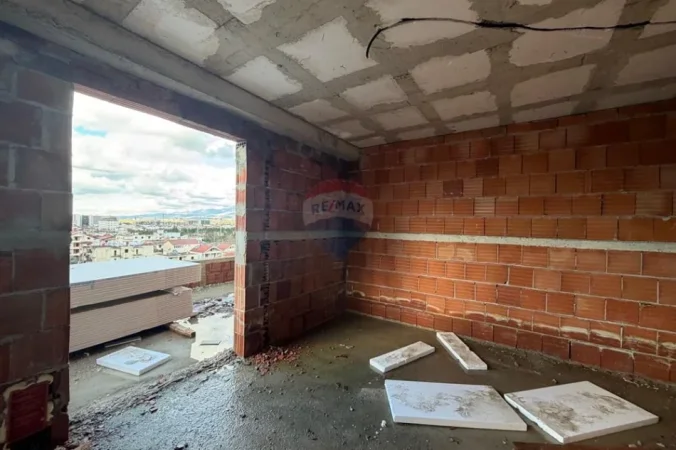 Tirane, shitet apartament 3+1+Ballkon Kati 5, 107 m² 98.000 € (Kamëz, tek Rrethi i Ullirit)