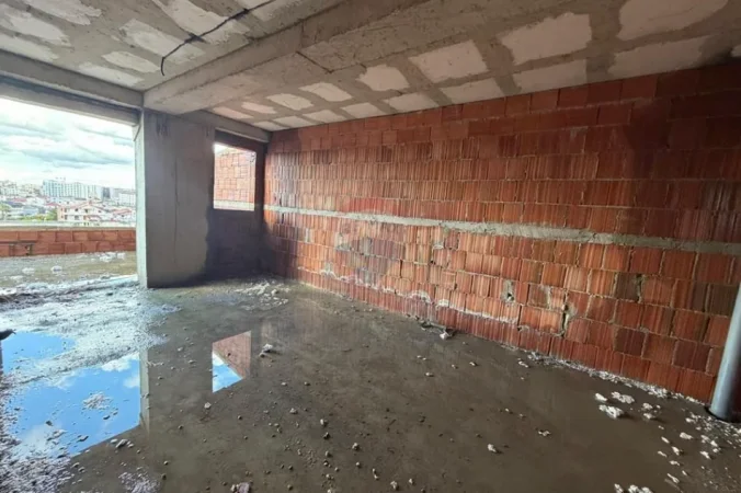 Tirane, shitet apartament 3+1+Ballkon Kati 5, 107 m² 98.000 € (Kamëz, tek Rrethi i Ullirit)