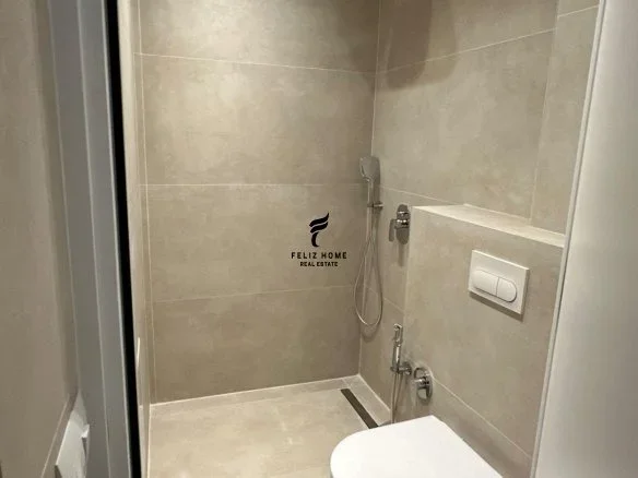 Tirane, jepet me qera zyre Kati 4, 105 m² 850 € (DON BOSKO)