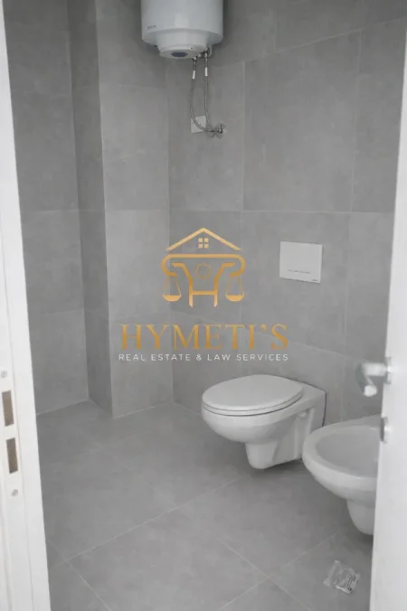 Tirane, shitet 1+1+Ballkon , 83 m² 140.000 € (Rr. Dritan Hoxha)