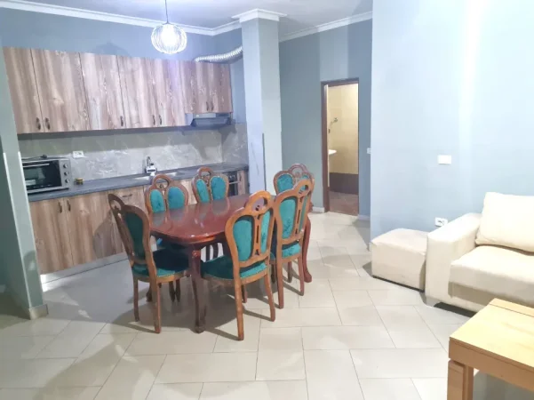 Jepet me qira apartament 2+1, Kati 3, 125 m² ,500 €  ne Astir