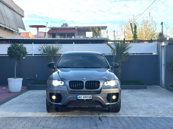 Fier, shes BMW X6-3.5 Diesel (PA TAKS LLUKSI)-2008-XHAMA TE ZINJ SUPER GJENDJE- Nafte, gri metalizato automatik Klima 285.000 km 8.300 €