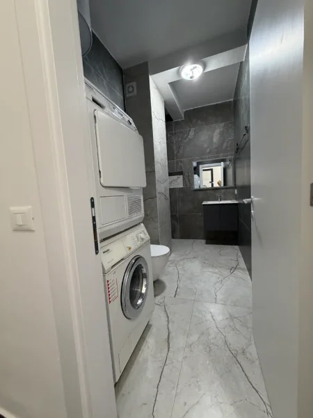 Tirane, jepet me qera nga Pronari, pa-komision apartament 1+1 Kati 7, 65 m² 600 € (Rruga Egnatia)