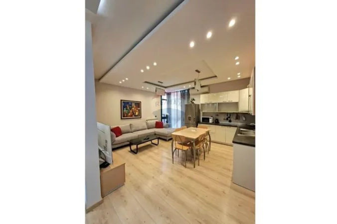 Tirane, jepet me qera apartament , 78 m² 1.100 € (Rruga Sami Frashëri)