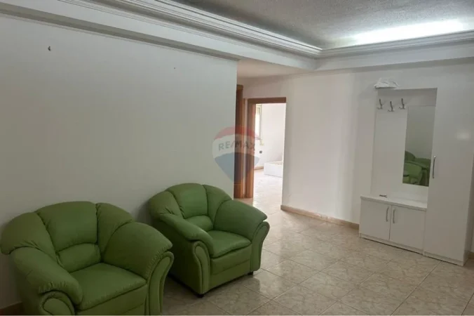 Tirane, jepet me qera apartament , 136 m² 701 € 