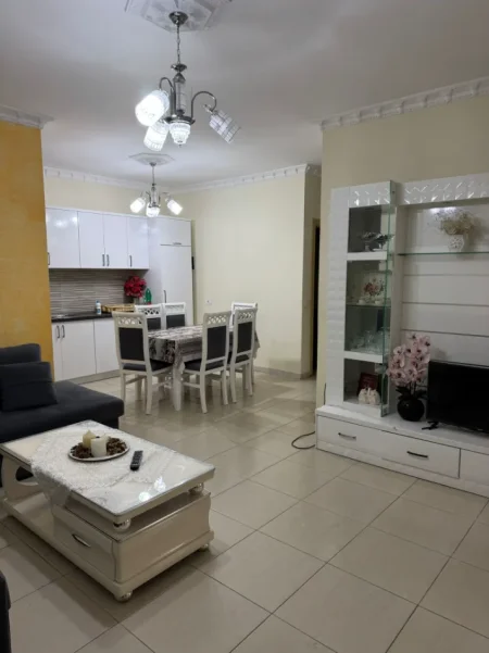 Tirane, shitet apartament 2+1+Ballkon Kati 1, 119 m² 160.000 € (Babrru, në Rrugën Azem Galica)