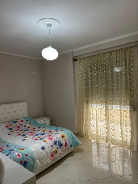 Tirane, shitet apartament 2+1+Ballkon Kati 1, 119 m² 160.000 € (Babrru, në Rrugën Azem Galica)