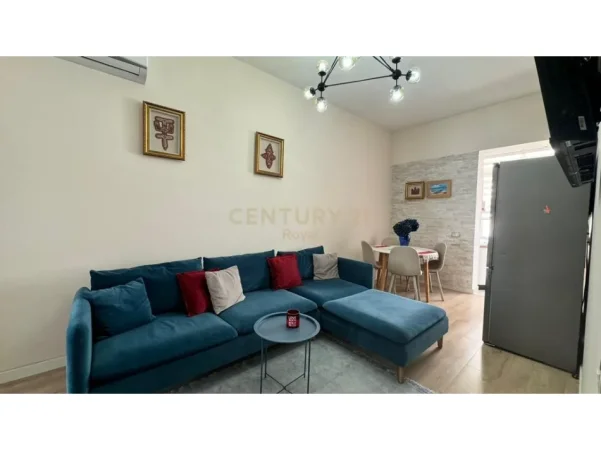 Tirane, jepet me qera apartament 2+1 Kati 2, 75 m² 900 € (rruga e barrikadave)