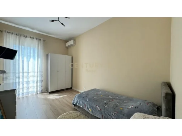 Tirane, jepet me qera apartament 2+1 Kati 2, 75 m² 900 € (rruga e barrikadave)