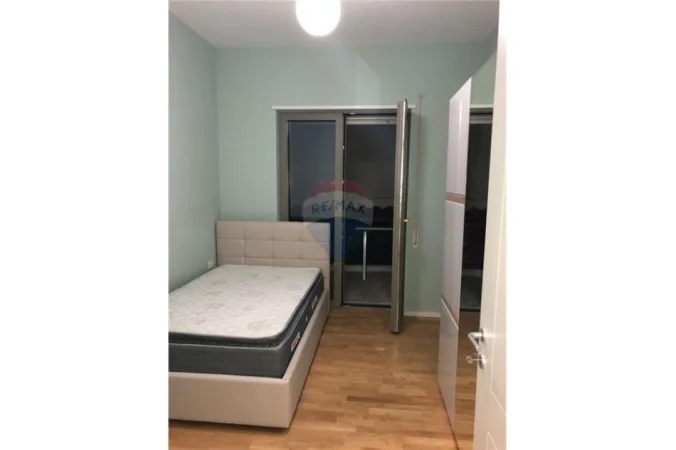 Tirane, jepet me qera apartament , 120 m² 1.250 € 