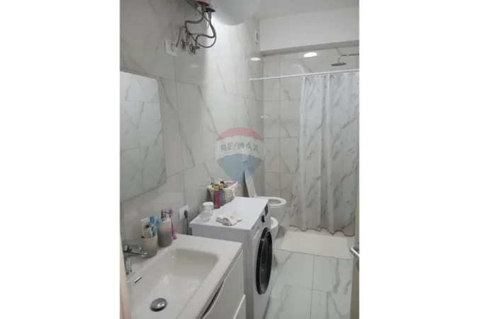 Tirane, jepet me qera apartament , 95 m² 650 € 