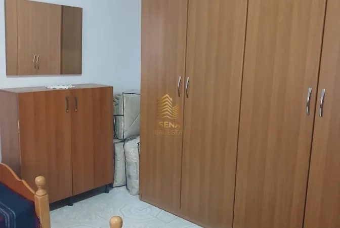 Tirane, jepet me qera apartament 1+1 Kati 2, 60 m² 500 € (Rruga e Barrikadave)