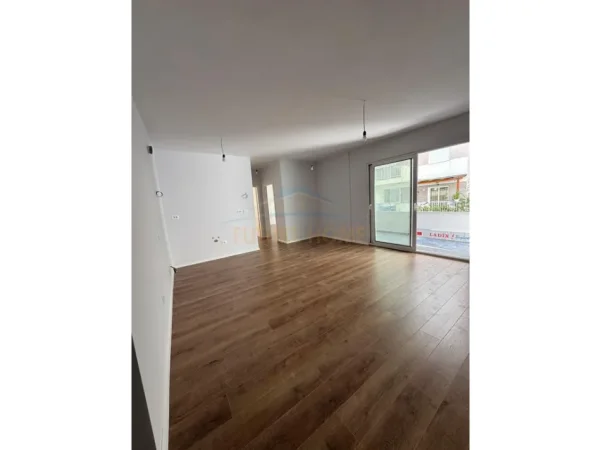 Tirane, shitet apartament 2+1 Kati 2, 91 m² 135.000 € (RRUGA E DAJTIT)