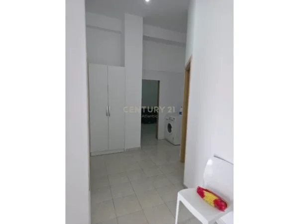 Durres, jepet me qera apartament 2+1 Kati 1, 80 m² 350 € 