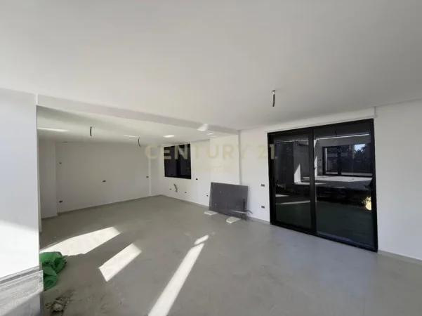 Durres, shitet Vile 5+1 Kati 0, 479 m² 