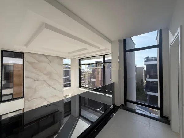 Durres, shitet Vile 5+1 Kati 0, 479 m² 