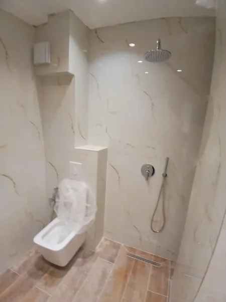 Tirane, shitet apartament 1+1 Kati 2, 56 m² 158.000 € (Prane Kryqezimit 21 Dhjetori)