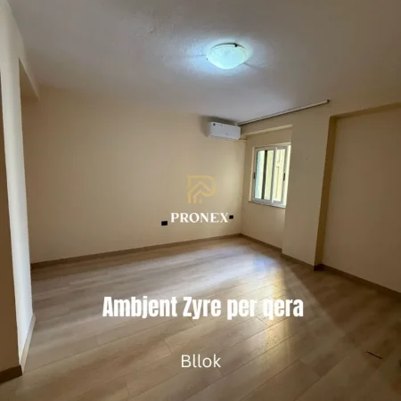 Tirane, jepet me qera zyre Kati 3, 90 m² 1.000 € (Blloku)