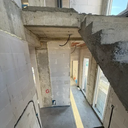 Tirane, shitet Vile 3 Katshe , 266 m² 700.000 € (Rolling Hills Liqeni i Farks)
