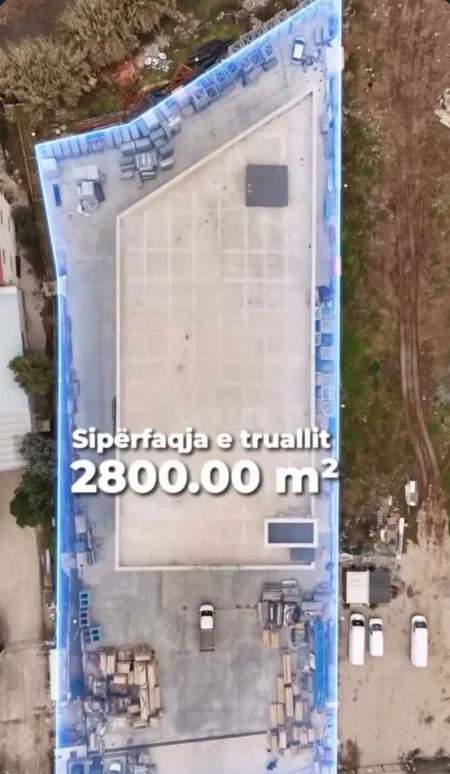 Tirane, jepet me qera ambjent biznesi Kati 4, 4.600 m² 20.000 € (FUSHE MEZEZ)