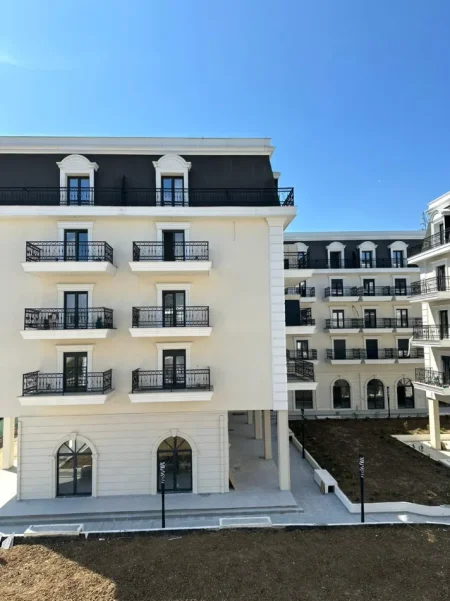 Tirane, shitet garsonier 1+1 Kati 4, 51 m² 91.600 € (Porta Tirana e Re)