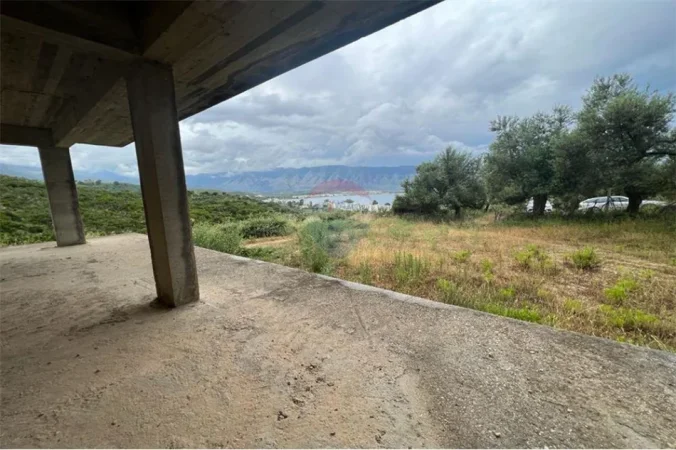 Radhime - Orikum, shitet Vile 3+1 Kati 1, 500 m² 250.000 € (Radhime, Vlore)