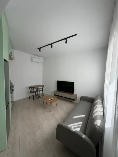 Tirane, jepet me qera apartament 1+1 , 62 m² 500 € 