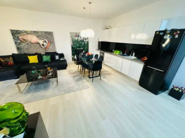 Tirane, shitet apartament 1+1+Ballkon Kati 1, 130 m² 183.000 € (HIPOTEKA , Tirane)