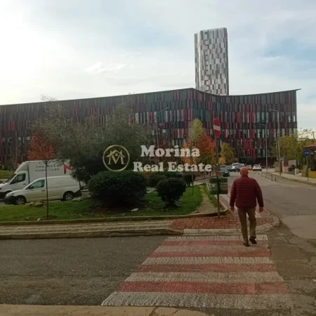 Tirane, jepet me qera ambjent biznesi Kati 2, 70 m² 550 € (Stadiumi Air Albania)