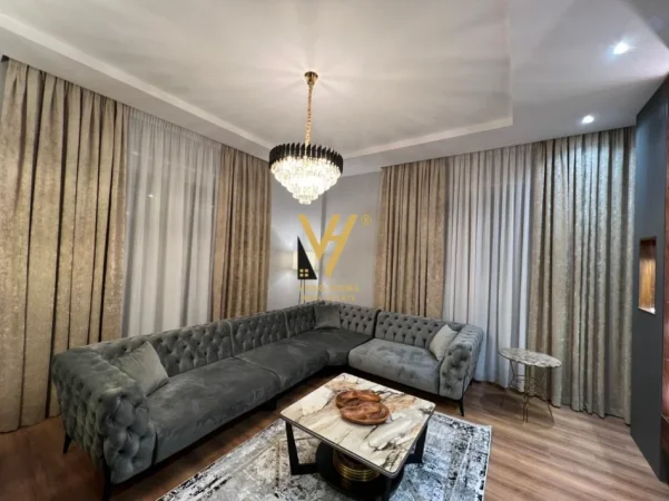 Tirane, jepet me qera apartament 2+1+Ballkon Kati 3, 125 m² 1.500 € (TEG)