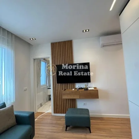 Tirane, jepet me qera apartament 1+1 Kati 9, 50 m² 650 € (Kompleksi Delijorgji)