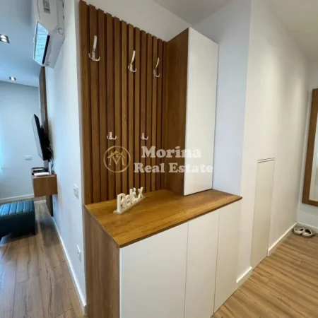 Tirane, jepet me qera apartament 1+1 Kati 9, 50 m² 650 € (Kompleksi Delijorgji)