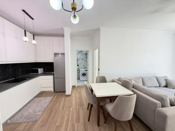 Tirane, jepet me qera apartament 1+1 Kati 2, 75 m² 800 € (PRANE TEG)