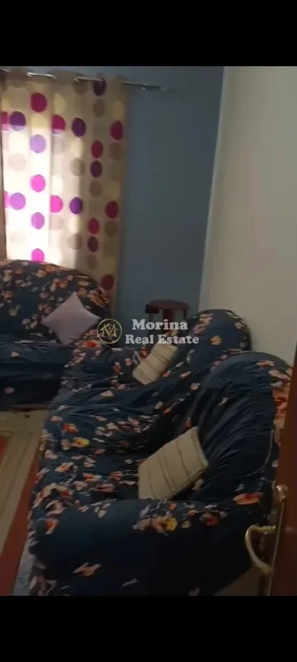 Tirane, jepet me qera shtepi 2+1 Kati 1, 80 m² 400 € (Laprake)