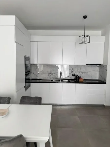 Shengjin, shitet apartament , 77 m² 130.000 € (Rana e Hedhun)