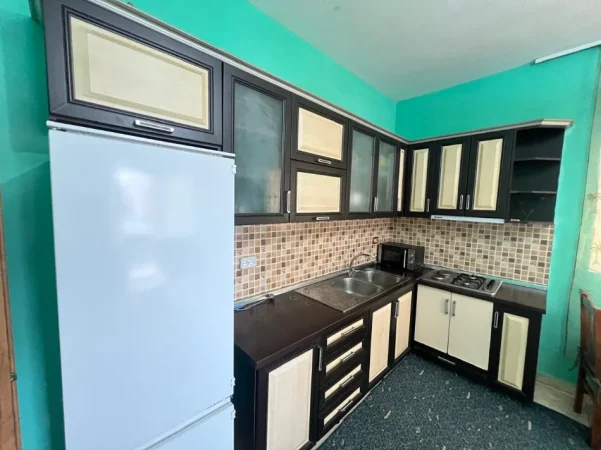 🏡 Jepet me Qera Apartament 2+1 ne Astir, 450 MIJE LEKE