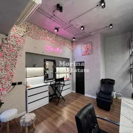 Tirane, jepet me qera ambjent biznesi Kati 0, 20 m² 450 € (21 Dhjetori)
