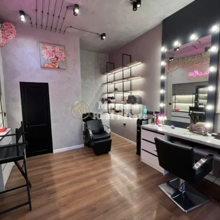 Tirane, jepet me qera ambjent biznesi Kati 0, 20 m² 450 € (21 Dhjetori)