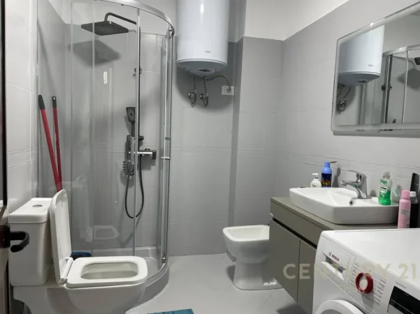 Tirane, shitet apartament 1+1+Ballkon Kati 1, 68 m² 140.000 € 