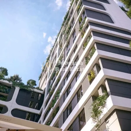 Tirane, shitet apartament 1+1 Kati 11, 70 m² 325.000 € (Sheshi Skenderbej)