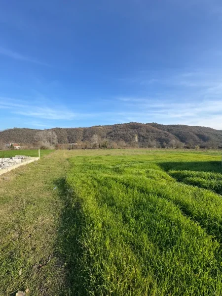 Tirane, shes toke , 8.500 m² 460.000 € (Baldushk)