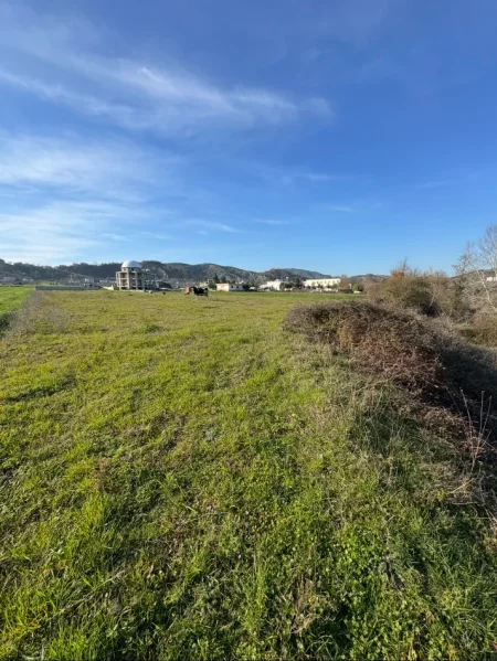 Tirane, shes toke , 8.500 m² 460.000 € (Baldushk)