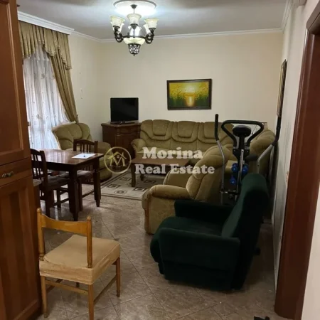 Tirane, shitet apartament 2+1 Kati 2, 80 m² 135.000 € (Xhamlliku)