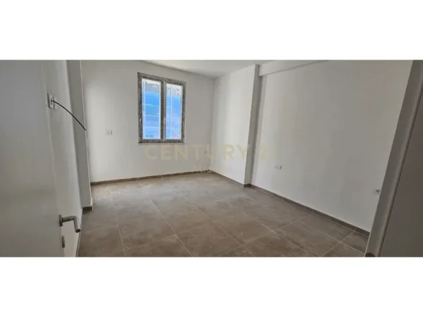 Tirane, shitet apartament 1+1 Kati 3, 60 m² 96.000 € 