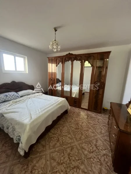 Durres, jepet me qera apartament 2+1+Aneks Kati 2, 120 m² 440 € (Gjykata,Durres)