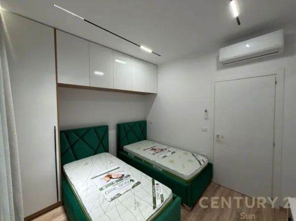 Tirane, jepet me qera apartament 2+1+Ballkon Kati 7, 100 m² 1.000 € 