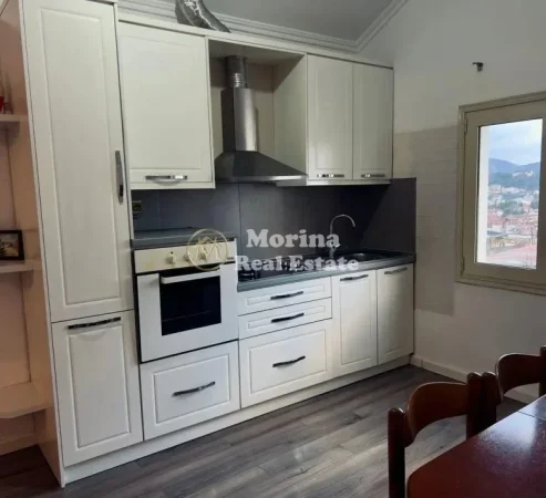 Tirane, jepet me qera shtepi 2+1 Kati 3, 90 m² 480 € (Qytet Studenti)